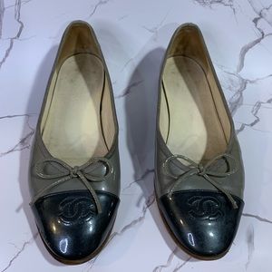 Chanel parent logo ballet flats